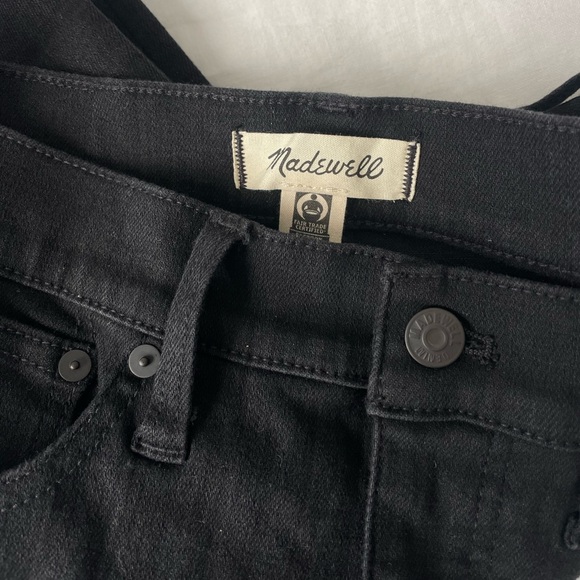 Madewell tall kick out crop jeans in black rinse wash - Picture 3 of 7
